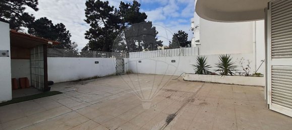 4 bedrooms House in Seixal, Portugal No. 286801 13