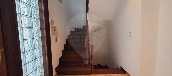 4 bedrooms House in Seixal, Portugal No. 286801 9