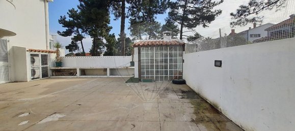 4 bedrooms House in Seixal, Portugal No. 286801 14