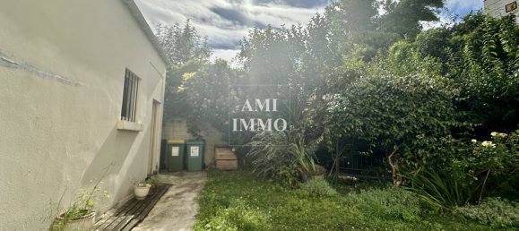 81m² Commercial property in Malakoff, France No. 177575 10