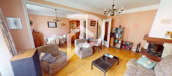 4 bedrooms House in Chateauroux, France No. 71274 2