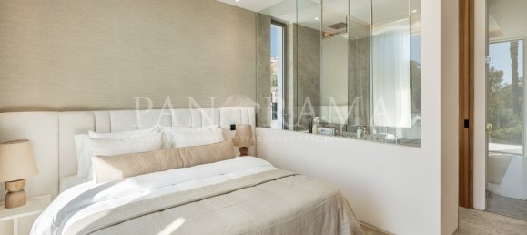 6 bedrooms Villa in Marbella, Spain No. 105798 22
