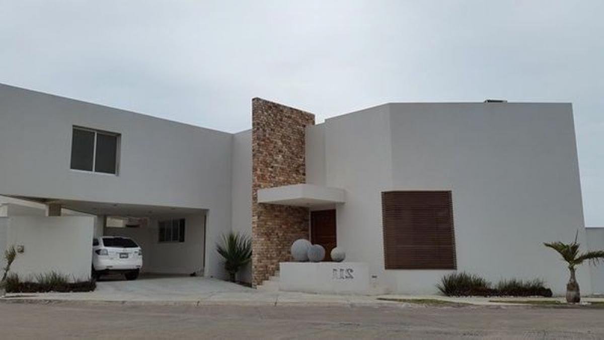 Casa de 4 dormitorios en Tijuana, Mexico No. 188770