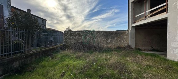 7 bedrooms Villa in Verona, Italy No. 342950 2