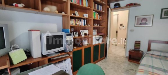 Квартира с 3 спальнями в Катания, Италия № 359130 9