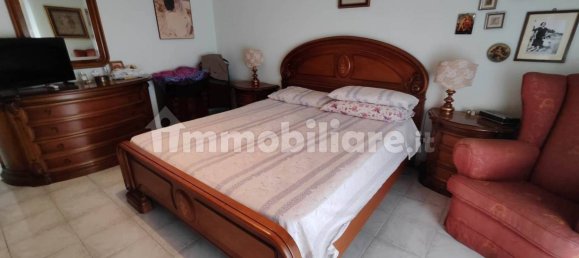 Квартира с 3 спальнями в Катания, Италия № 359130 11