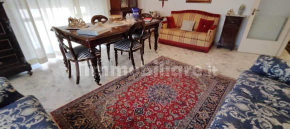 Квартира с 3 спальнями в Катания, Италия № 359130 4