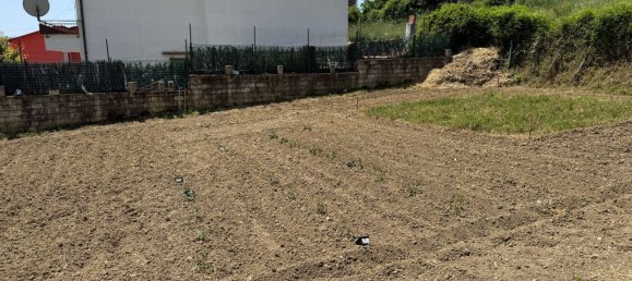  Land in Cerchio, Italy No. 379085 2