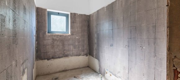 3 bedrooms House in Guia, Portugal No. 141656 26