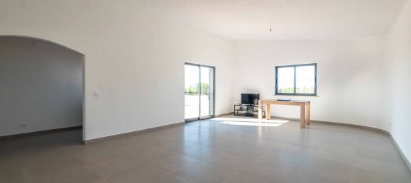 3 bedrooms House in Guia, Portugal No. 141656 36