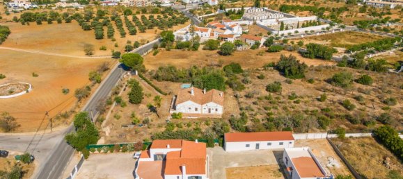 3 bedrooms House in Guia, Portugal No. 141656 43