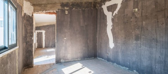 3 bedrooms House in Guia, Portugal No. 141656 28