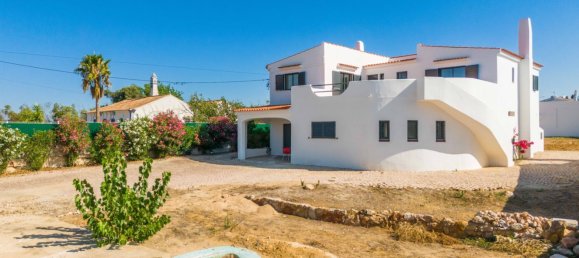 3 bedrooms House in Guia, Portugal No. 141656 38