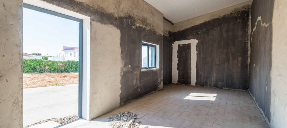 3 bedrooms House in Guia, Portugal No. 141656 17