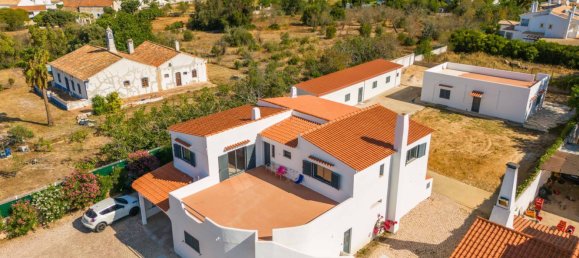 3 bedrooms House in Guia, Portugal No. 141656 39