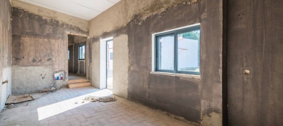 3 bedrooms House in Guia, Portugal No. 141656 16