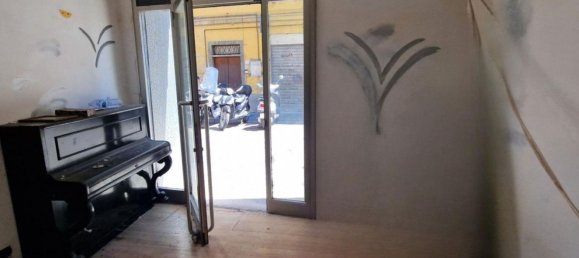 66m² Commercial property in Figline e Incisa Valdarno, Italy No. 376369 8