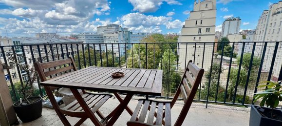 2 bedrooms Apartment in Paris, France No. 332682 2