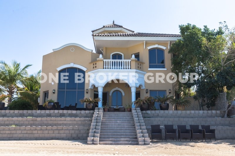 Villa de 4 dormitorios en Palm Jumeirah, UAE No. 255
