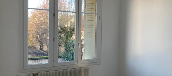 4 Schlafzimmer Gebäude in La Loupe, France, Nr. 89718 4