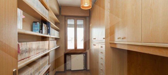 4 rooms Apartment in Monza, Italy No. 26632 16