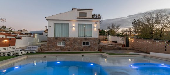 3 bedrooms House in Granada, Spain No. 177523 2
