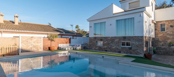 3 bedrooms House in Granada, Spain No. 177523 9