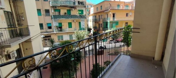 Apartamento de 3 divisões em Portici, Italy N.º 31582 15