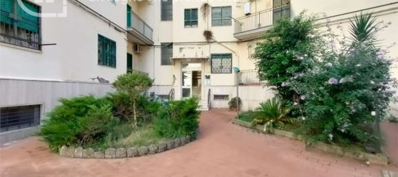 Apartamento de 3 divisões em Portici, Italy N.º 31582 3