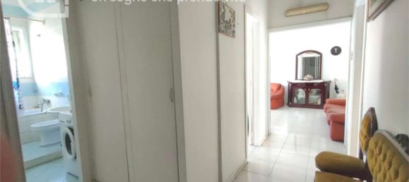 Apartamento de 3 divisões em Portici, Italy N.º 31582 12