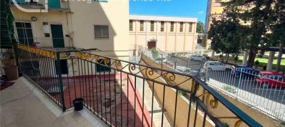 Apartamento de 3 divisões em Portici, Italy N.º 31582 22