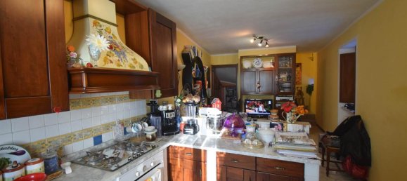 3 rooms House in Ponte dell'Olio, Italy No. 30908 6