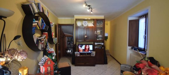 3 rooms House in Ponte dell'Olio, Italy No. 30908 22