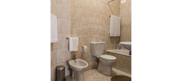 6 bedrooms Building in Porto, Portugal No. 31023 5