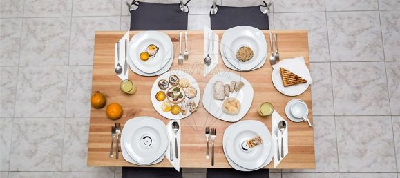 6 bedrooms Building in Porto, Portugal No. 31023 6