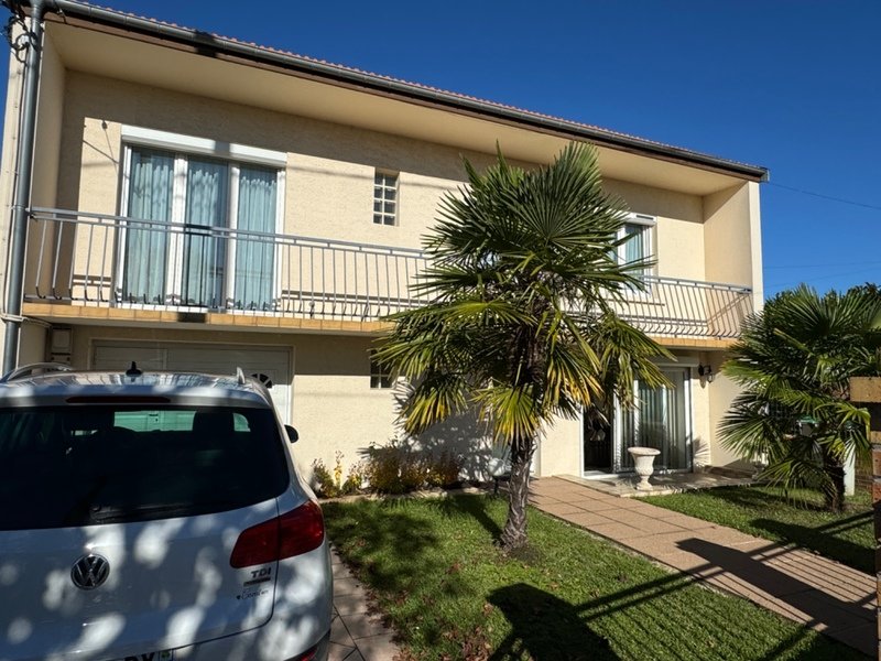 4 غرف نوم منزل في Saint-Dizier, France رقم 216853