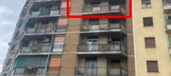 4-salle Appartement à Baranzate, Italy No. 2680 3