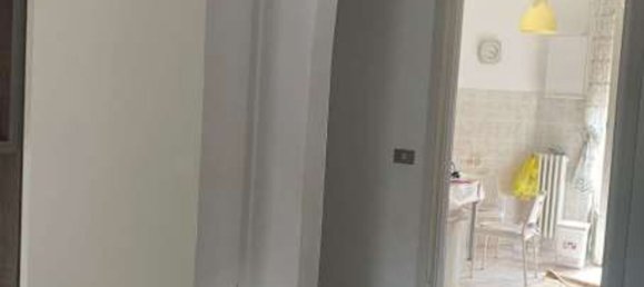 4-salle Appartement à Baranzate, Italy No. 2680 2