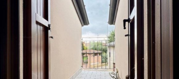 2 bedrooms House in Castelleone, Italy No. 322997 24