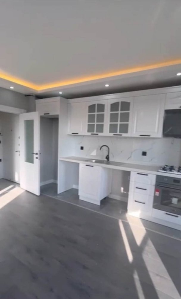 Apartment 1+1 in Istanbul, Turkey No. 32094