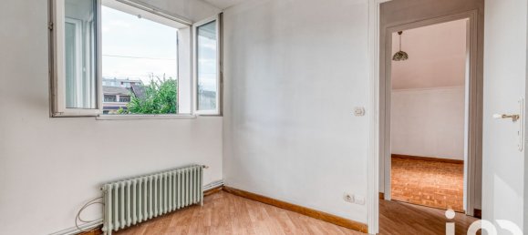 2 Schlafzimmer Haus in Bobigny, France, Nr. 320126 11