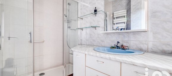 2 Schlafzimmer Haus in Bobigny, France, Nr. 320126 9