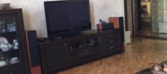 Квартира с 4 спальнями в Баку, Азербайджан № 159 3