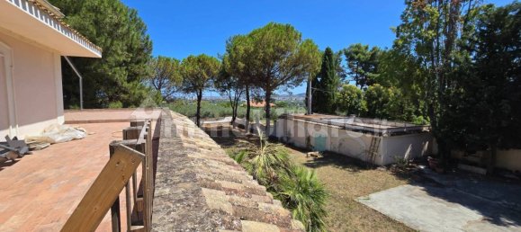 7 bedrooms Villa in Spoltore, Italy No. 269091 39