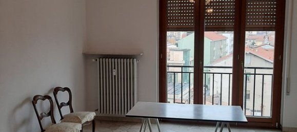 5 rooms Apartment in Vigevano, Italy No. 216752 4