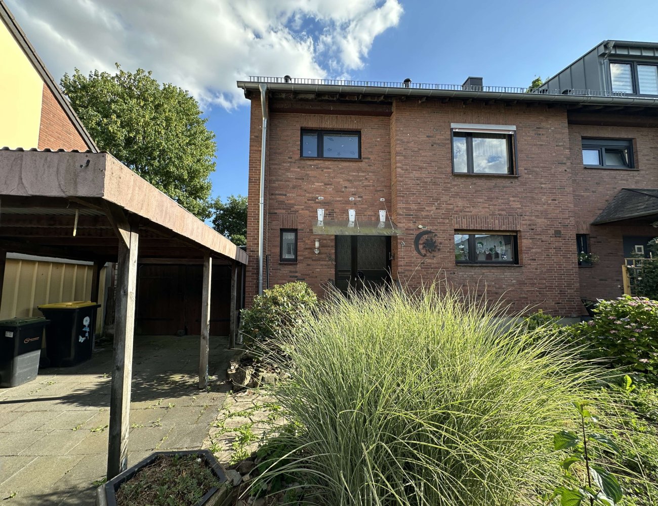 3 bedrooms Townhouse in Duren, Germany No. 123508