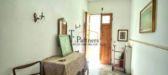 3 Schlafzimmer Haus in Florence, Italy, Nr. 299433 6