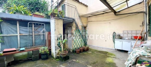 3 Schlafzimmer Haus in Florence, Italy, Nr. 299433 3