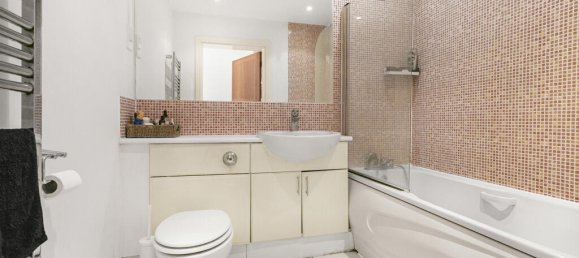 2 غرف نوم شقة في Egham, United Kingdom رقم 8654 7