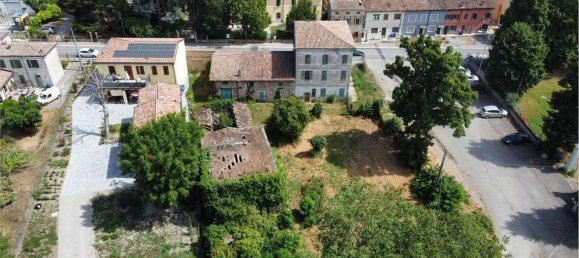 12غرفة منزل في Concordia sulla Secchia, Italy رقم 61272 5